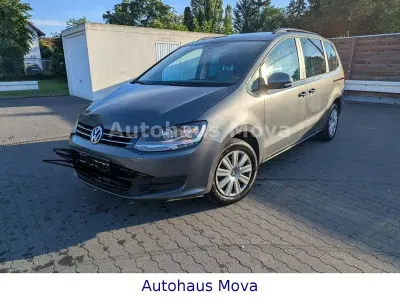Gebraucht VW Sharan Trendline 140 PS (102 kW) 2011 Grau Van / Kleinbus