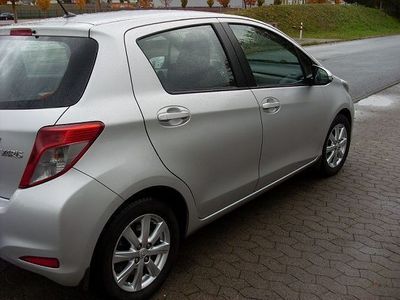 gebraucht Toyota Yaris 1.33 klima.4 tür.6 gang. Alü.