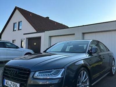 Second-hand Audi S8 plus Sport 605 CP (444 kW) 2017 Gri Berlinǎ