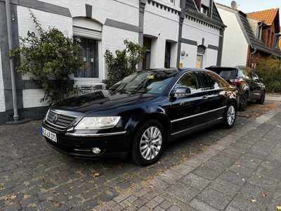 VW Phaeton