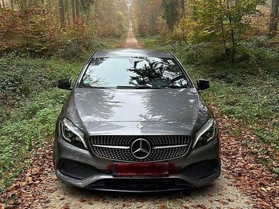 Usata Mercedes A200 AMG line 136 CV (100 kW) 2016 Grigio Berlina