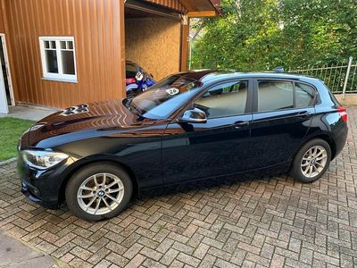 Gebraucht BMW 116 Advantage 116 PS (85 kW) 2019 Schwarz Kleinwagen