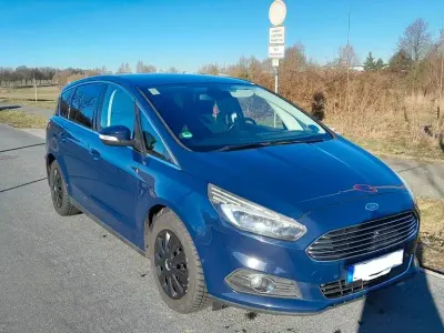 Używany Ford S-MAX Titanium 150 KM (110 kW) 2015 Minivan