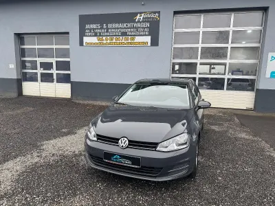 Gebraucht VW Golf VII Comfortline 150 PS (110 kW) 2013 Grau Limousine