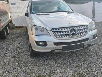 Mercedes ML320