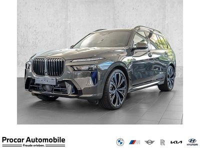 Second-hand BMW X7 M Sport 340 CP (250 kW) 2025 Gri SUV