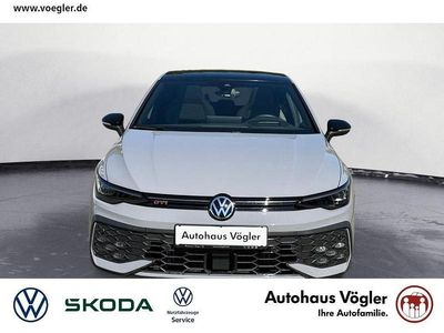 Usata VW Golf VIII GTI 265 CV (194 kW) 2024 Grigio Berlina