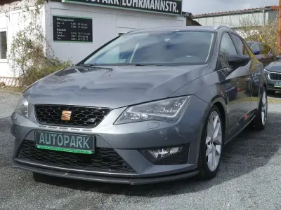 Używany Seat Leon ST FR 140 KM (102 kW) 2014 Szary Kombi