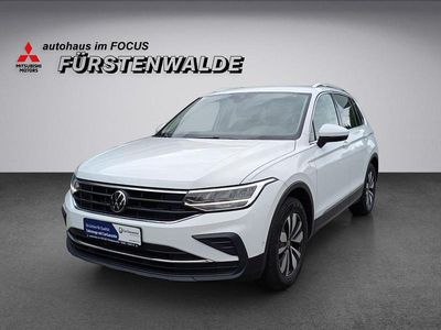 Weiß Gebraucht 2024 VW Tiguan Move SUV | 27.990 € (Fairer Preis)