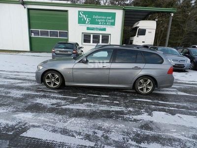 Grau Gebraucht 2009 BMW 320 M Sport Kombi | 3.490 € (Superpreis)