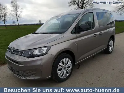 Neu VW Caddy Basis 102 PS (75 kW) 2026 Mojave beige metallic Van / Kleinbus