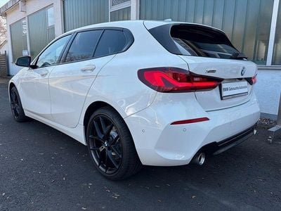 Usata BMW 120 Performance 190 CV (139 kW) 2020 Bianco Utilitaria