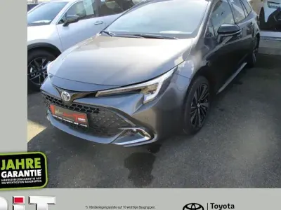 Neu Toyota Corolla 196 PS (144 kW) 2026 Mysticschwarz Kombi