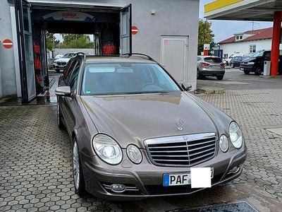 Mercedes E280