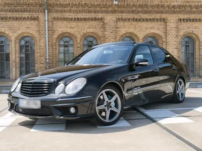 Brugt Mercedes E320 Avantgarde 224 HK (164 kW) 2006 Sort Sedan