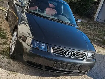 Gebraucht Audi A3 Sport 101 PS (74 kW) 1997 Schwarz Kleinwagen