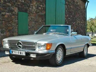 Gebraucht Mercedes SL500 231 PS (169 kW) 1983 Silber Cabrio