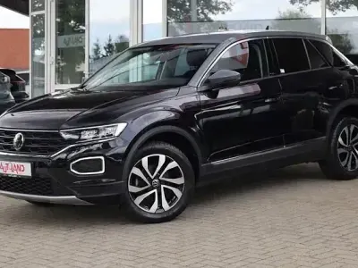 Gebraucht VW T-Roc Active 150 PS (110 kW) 2021 Deep black perleffekt SUV