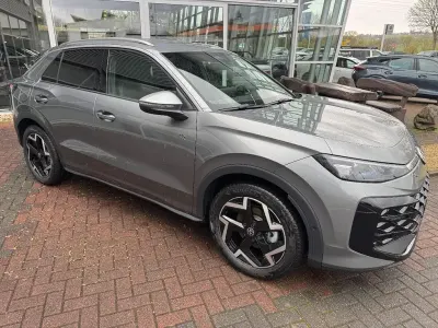 Neu VW T-Roc Cabriolet R-line 150 PS (110 kW) 2026 Grau SUV