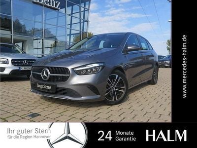 Lack mountaingrau Gebraucht 2024 Mercedes B200 Advanced Van / Kleinbus | 29.850 € (Guter Preis)