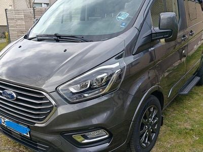 Gebraucht Ford Tourneo Titanium 185 PS (136 kW) 2020 Grau Van / Kleinbus