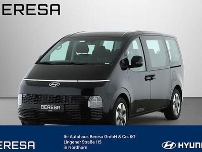 Abyss black Gebraucht 2024 Hyundai Staria Trend Van / Kleinbus | 41.780 € (Guter Preis)