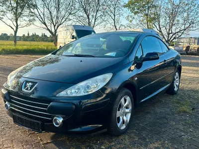 Gebraucht Peugeot 307 CC Tendance 140 PS (102 kW) 2006 Cabrio