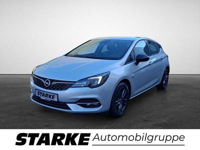 Usado Opel Astra Elegance 145 HP (106 kW) 2020 Prateado Pickup