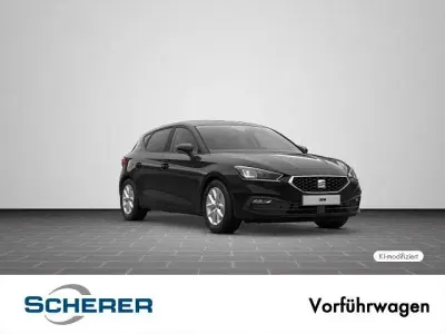 Gebraucht Seat Leon 150 PS (110 kW) 2026 Midnight schwarz metallic (metallic) Limousine