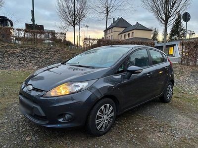Gebraucht Ford Fiesta 90 PS (66 kW) 2009 Grau Kleinwagen