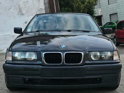 Gebraucht BMW 318 Basis 116 PS (85 kW) 1998 Grau Limousine