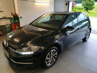 Gebraucht VW Golf VII 110 PS (80 kW) 2018 Kleinwagen
