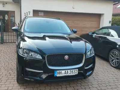 Occasion Jaguar F-Pace R-Sport 179 PK (131 kW) 2019 Zwart SUV