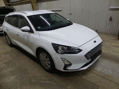 Second-hand Ford Focus Cool & Connect 120 CP (88 kW) 2020 Alb Berlinǎ