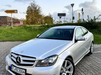 Usata Mercedes C180 156 CV (114 kW) 2013 Coupé