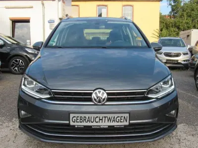 Gebraucht VW Golf Sportsvan Highline 131 PS (96 kW) 2018 Grau Van / Kleinbus