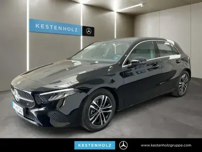 Używany Mercedes A180 Progressive 136 KM (100 kW) 2026 Czarny Sedan/Limuzyna