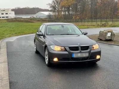 Usata BMW 318 143 CV (105 kW) 2008 Grigio Berlina