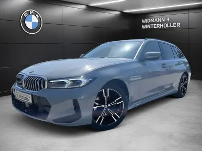 Gebraucht BMW 320 M Sport 190 PS (139 kW) 2025 Grau Kombi