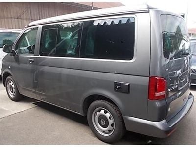 Gebraucht VW T5 Comfortline 140 PS (102 kW) 2015 Grau metallic Van