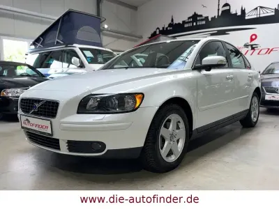 Gebraucht Volvo S40 Summum 125 PS (91 kW) 2007 Ice white Limousine