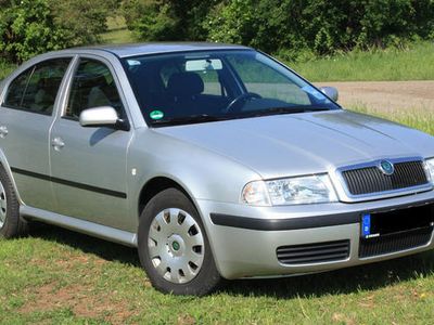 Silber metallic Gebraucht 2005 Skoda Octavia Tour Limousine | 5.100 €