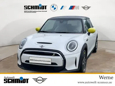 Gebraucht Mini Cooper SE Classic 135 kW (184 PS) 2023 Weiß Kleinwagen