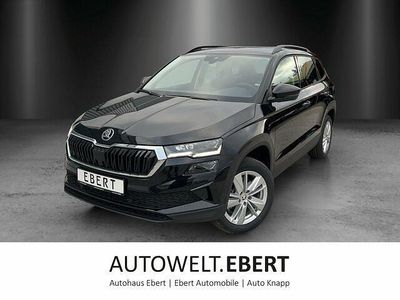 Neu Skoda Karoq Selection 150 PS (110 kW) 2025 Blackmagic perleffekt SUV