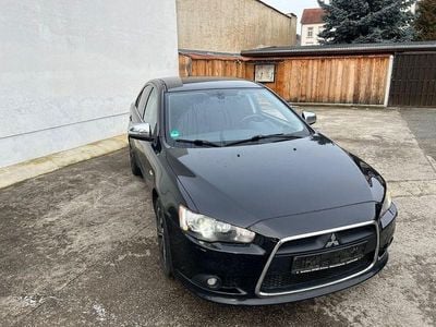 Gebraucht Mitsubishi Lancer Sportback Edition 116 PS (85 kW) 2011 Schwarz Limousine