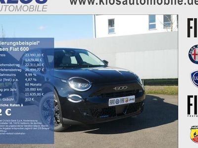 Neu Fiat 600 Icon 110 PS (80 kW) 2026 Schwarz SUV