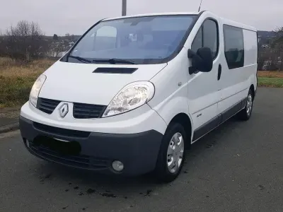 Gebraucht Renault Trafic 109 PS (80 kW) 2011 Weiß Van / Kleinbus