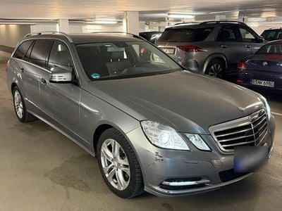 Gebraucht Mercedes E250 Elegance 204 PS (150 kW) 2010 Silber Kombi