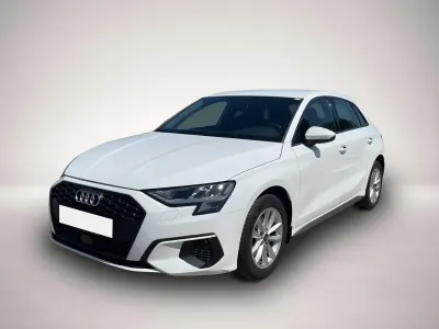 Gebraucht Audi A3 Comfort 150 PS (110 kW) 2022 Manufacturer Limousine