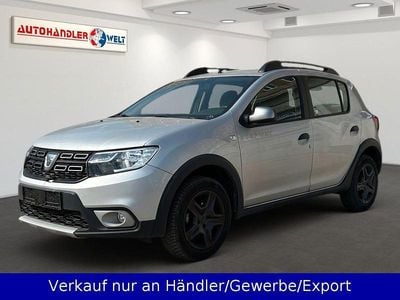 Gebraucht Dacia Sandero Stepway 90 PS (66 kW) 2017 Silber SUV